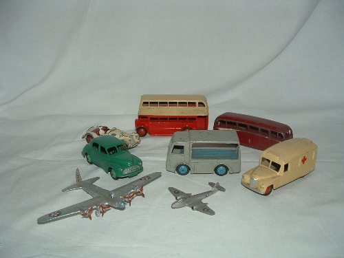DINKY Toys 8 x Models - 29c Cream/Red Double Decker Bus, 29g Maroon Luury Coach with Cream Flash,