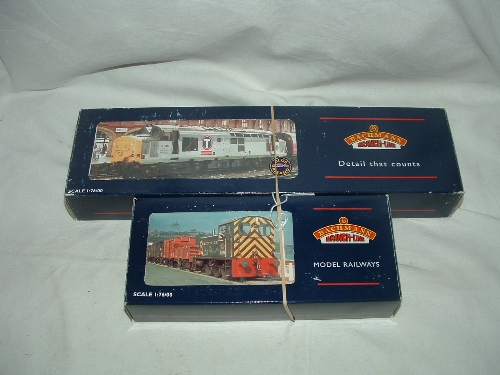 BACHMANN 2 x Models - 32-379 Class 37/5 CO CO no 37678 in Red Stripe/Railfreight Livery.(Mint with