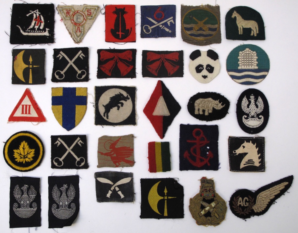 British Cloth Formation / Divisional Signs and Insignia including embroidered 1st armoured