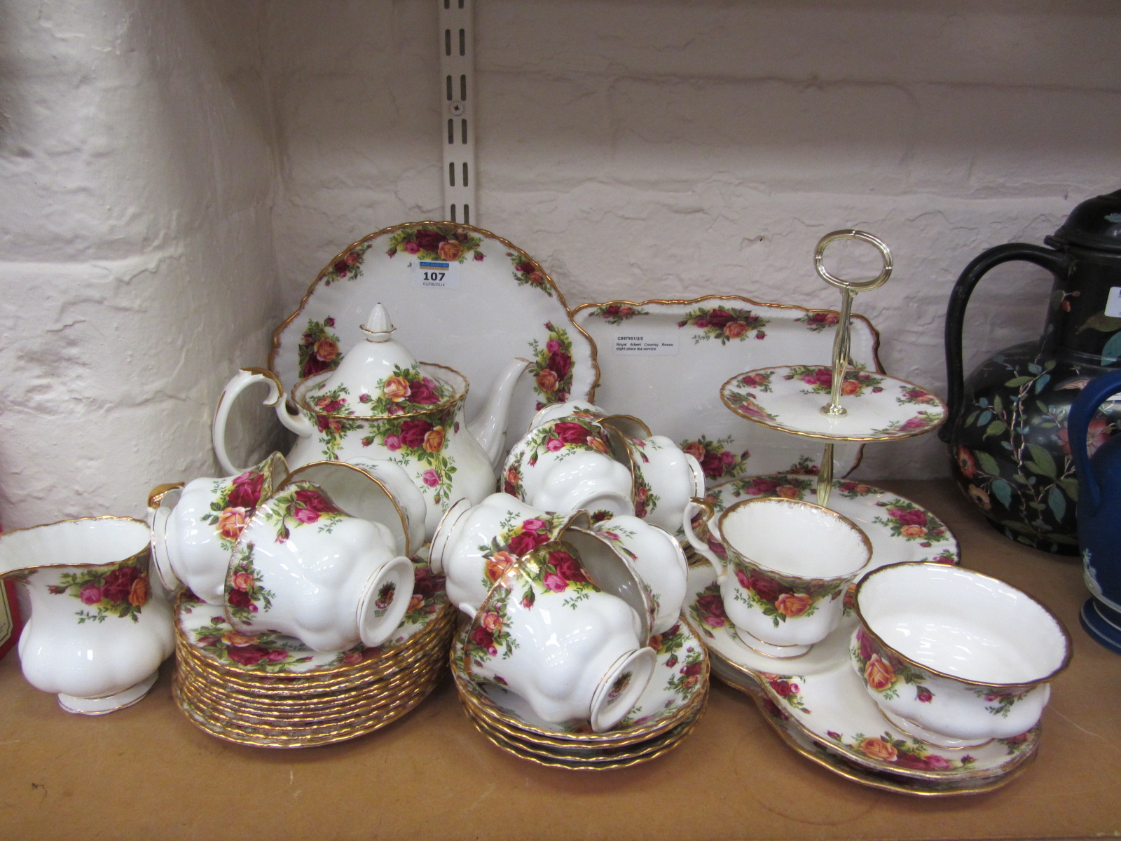 Royal Albert Country Roses eight place tea service