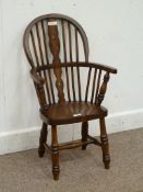 Oak child's Windsor chair, H73cm