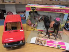 Sindy Range Rover, Sindy's horse and Sindy's gig and horse