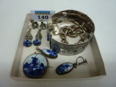 Delft jewellery, hallmarked silver curb chain bracelet and buckle bangle