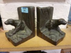 Pair of bronze polar bear bookends made at the Hailwood & Ackroyd Ltd, Morley, Leeds, bearing