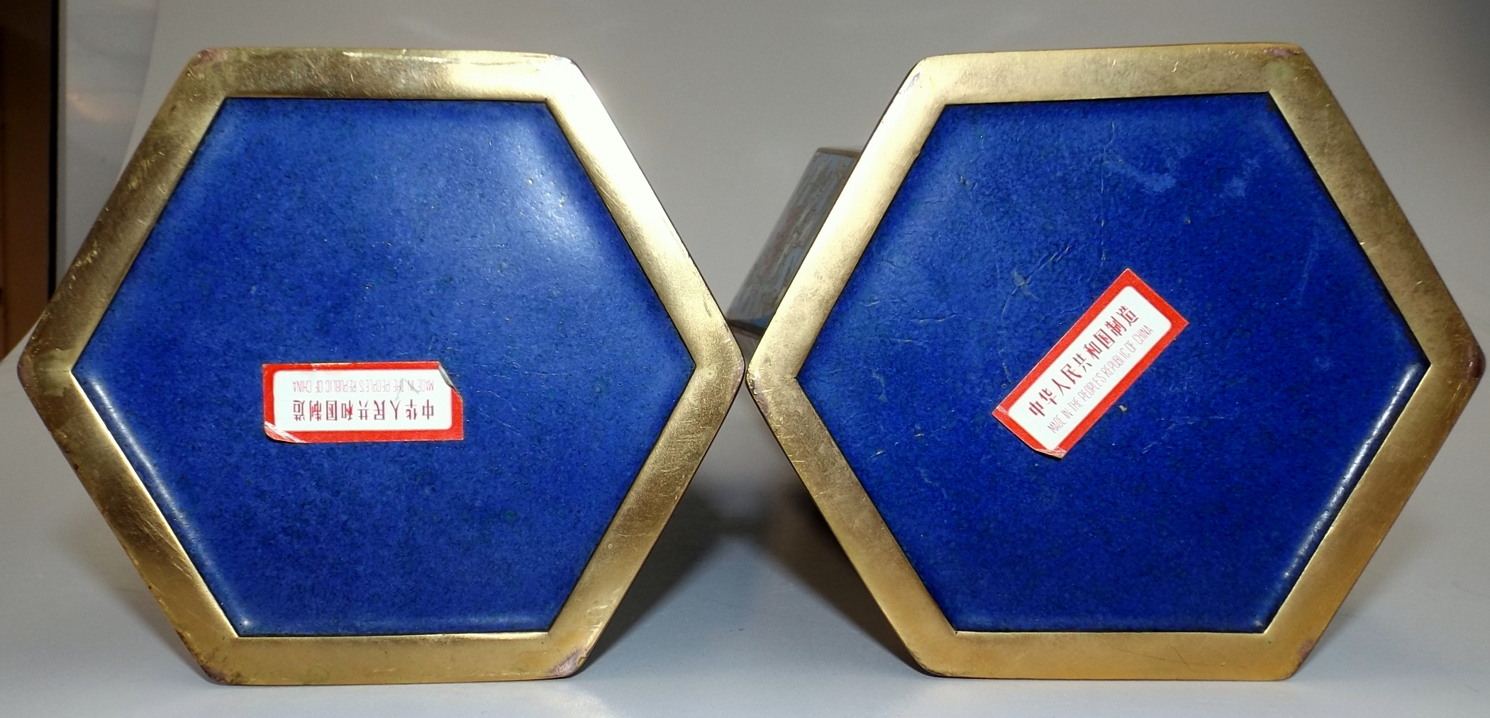 A pair of Chinese Republic hexagonal section cloisonne vases, each gilt and with blue ground - Image 5 of 5