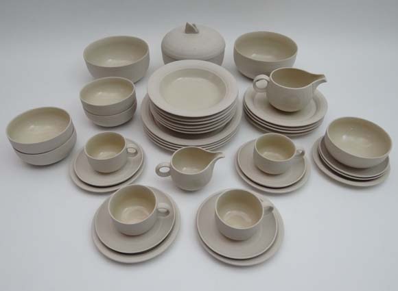 Vintage Retro : Hornsea Concept pattern, a quantity of ceramics to include :2 different sized jugs,4