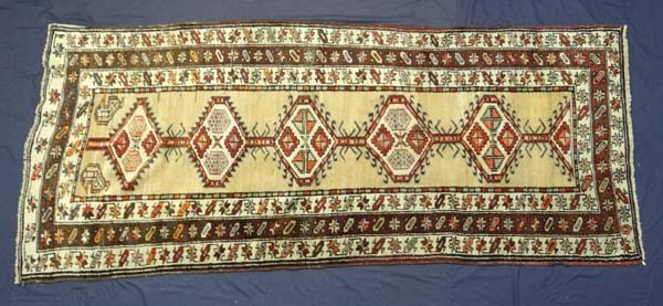 Carpet / Rug-Sarab woollen runner in geometric design circa 1930s with five diamond shaped