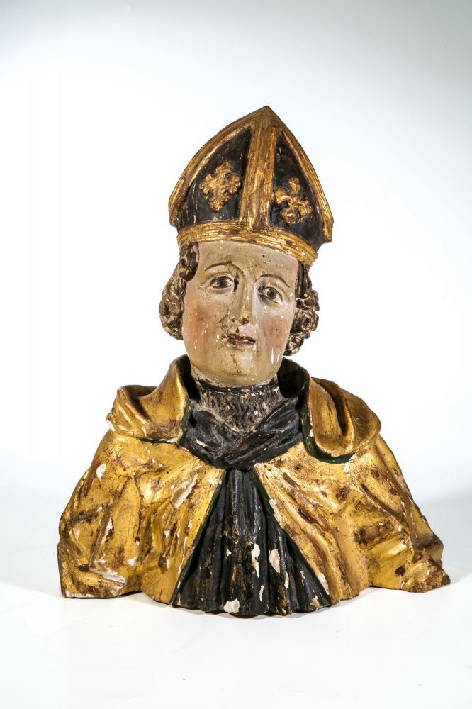 Büste eines Bischofs Süddeutsch oder Oberösterreich, A. 16. Jh. Holz, geschnitzt, gefasst,