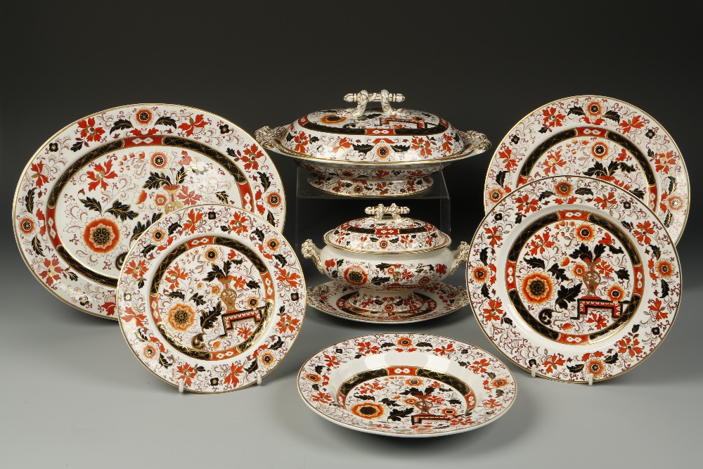 AN EXTENSIVE MASONS IRONSTONE DINNER SERVICE decorated in rust, iron red and black, with an oriental