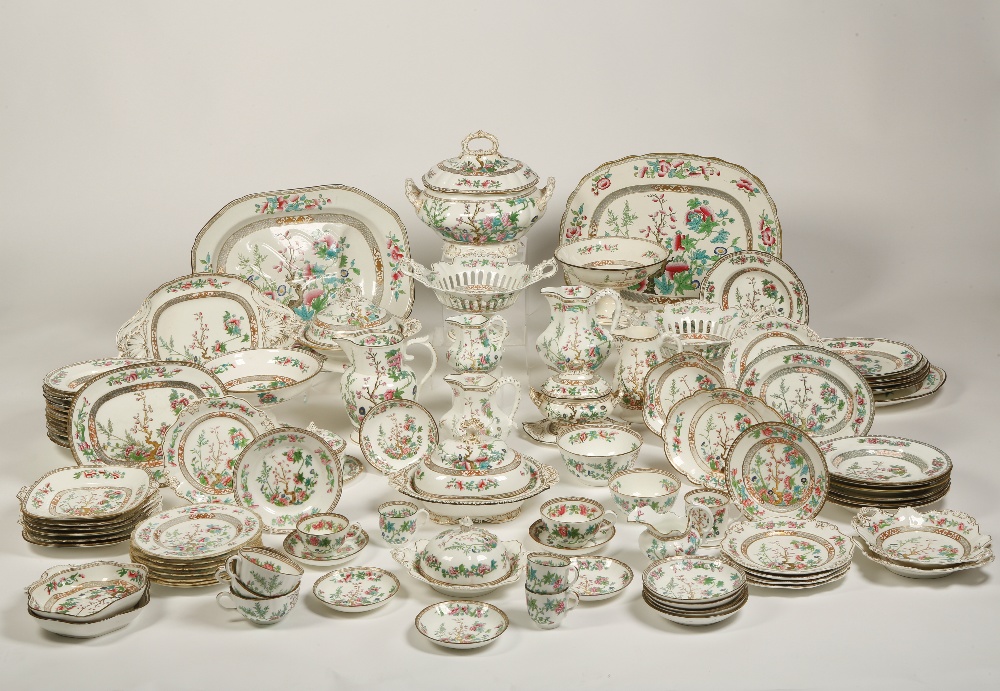 AN EXTENSIVE 19TH CENTURY "INDIAN TREE" PATTERN DINNER SERVICE, comprising Spode, Coalport and other