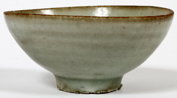 CHINESE CELADON BOWL, 19TH C., H 2" DIA 4 3/4": Footed form, with an irregularly shaped rim.