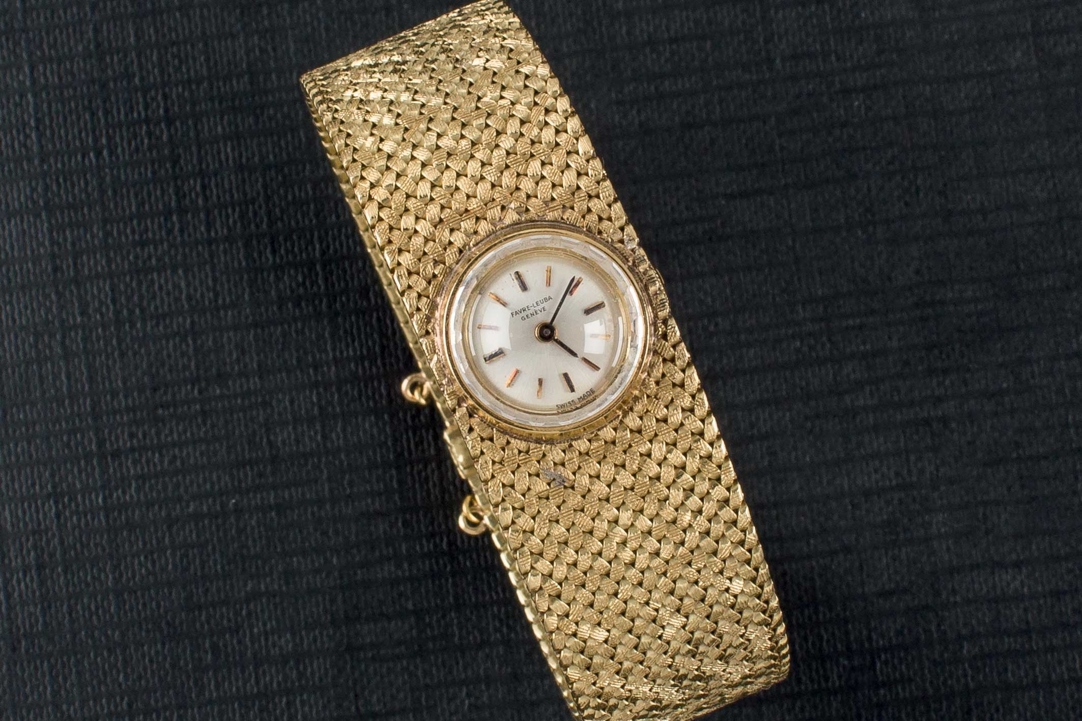 A Favre-Leuba gold wrist watch. Reloj de pulsera para señora marca FAVRE-LEUBA, realizado en oro