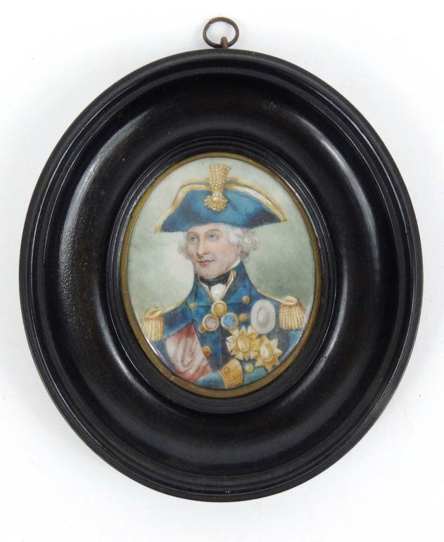 Military interest oval framed portrait miniature of Lord Nelson, the miniature 7cm long : FOR