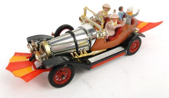Boxed Corgi Toys die cast Chitty Chitty Bang Bang : FOR CONDITION REPORTS AND LIVE BIDDING VISIT