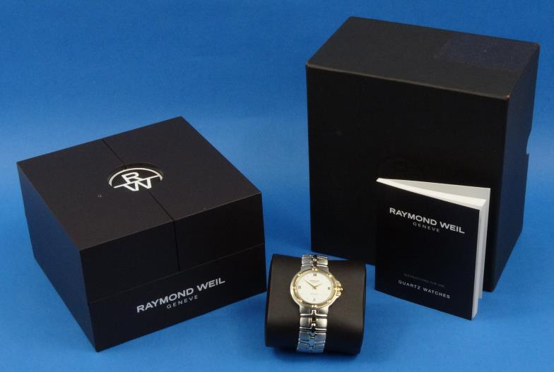 Boxed Raymond Weil Parafil gentleman`s wristwatch, with paperwork : FOR CONDITION REPORTS AND LIVE