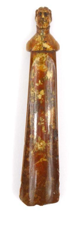 Early 19th century Duke of Wellington military interest shoe horn, 16cm long : FOR CONDITION