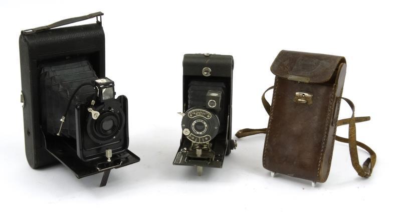 Two vintage cameras - Ernemann of Dresden with Ernemann Doppel Objektiv F=12,5cm lens, together