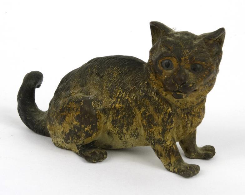 Small Victorian Austrian cold painted bronze of a cat, marked Geschutzt to tail, 6cm high : For