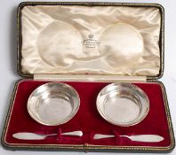 A cased set of Wilson & Gill hallmarked silver salts, in original lined case. Each part individually
