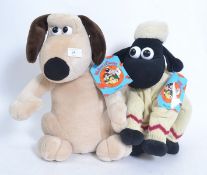 Two Wallace & Gromit new large stuffed toys - Gromit & Shaun