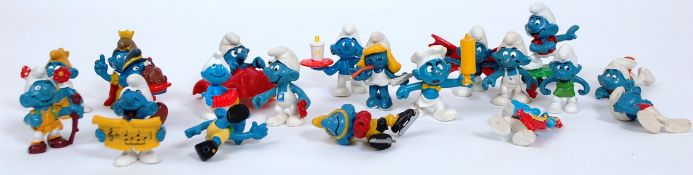 SMURFS: A collection of vintage Pepys Smurfs to include batwing, Christmas related and many
