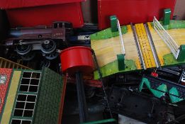 A collection of Hornby tinplate railway items, comprising Hornby 501 clockwork locomotive, pullman