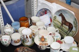 A large collection of commerative / royalty wares to include cups, mugs, collectors plates etc