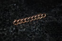 A 9ct gold brooch