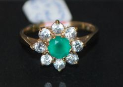 9ct gold green agate and CZ cluster ring. Size O weight 2.4g