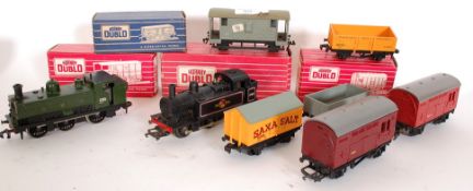TRAINS: A collection of original vintage Hornby Dublo railway trainset accessories and carriages etc
