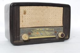 A 20th century vintage philips bakelite radio