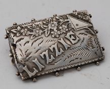 An Edwardian ladies hallmarked envelope brooch by John Rose of Birmingham 1916. The brooch raised in