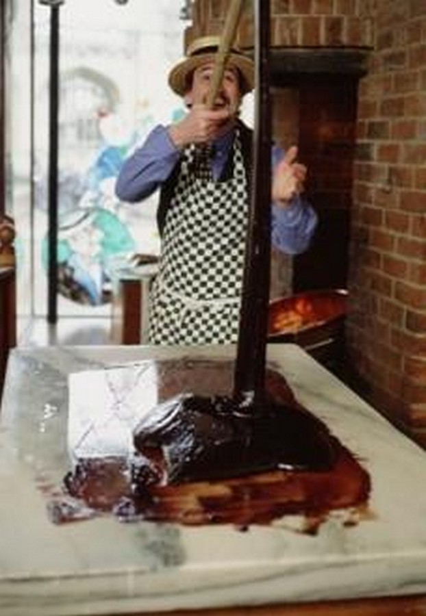 Fudge making experience     Fudge Kitchen is offering an opportunity for you and a friend the