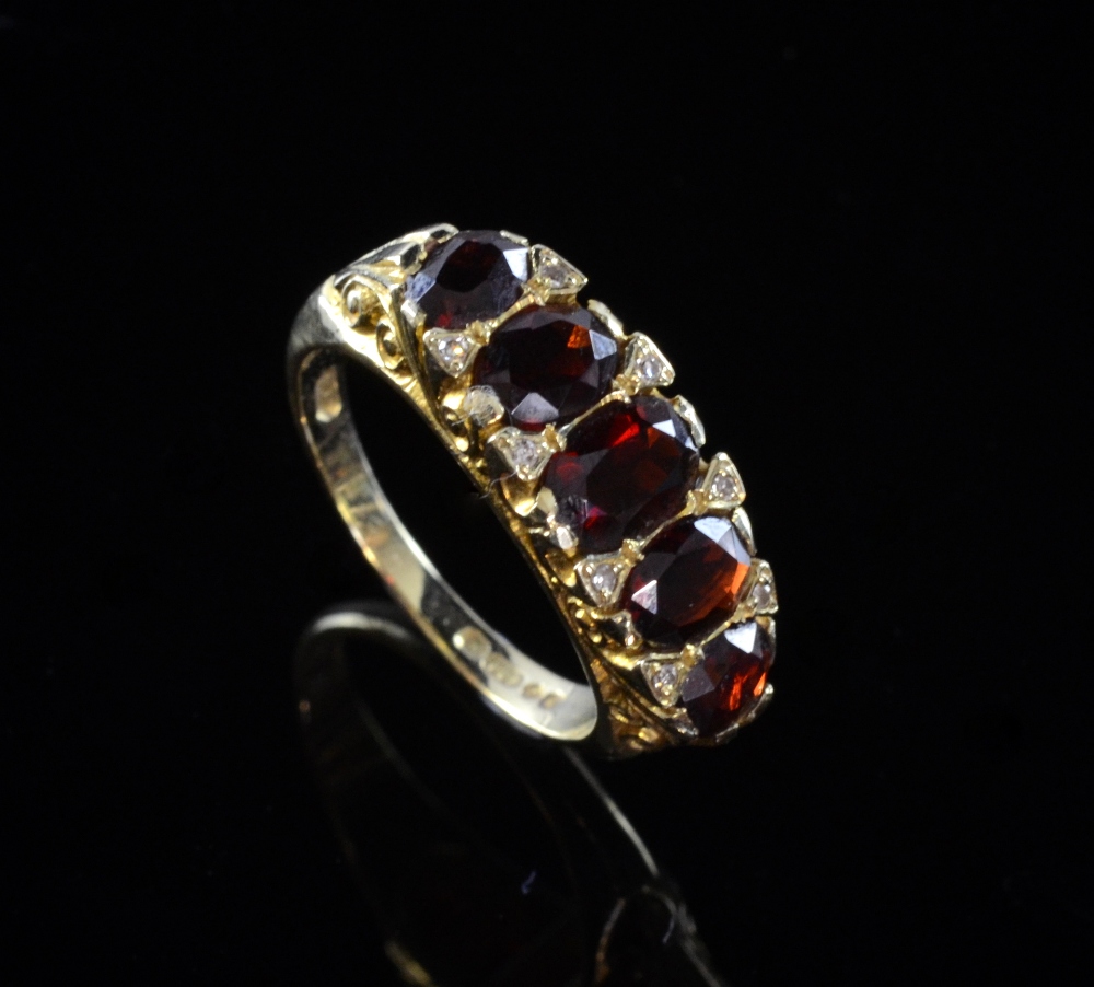 Victorian style garnet and diamond ring 14 ct gold