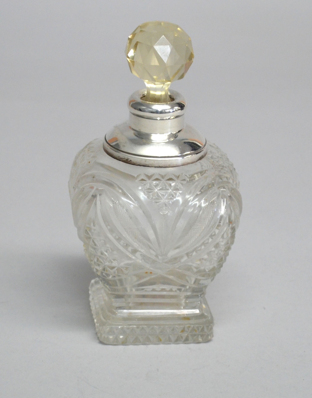 Silver mounted and cut glass scent bottle 7in. (18cm)