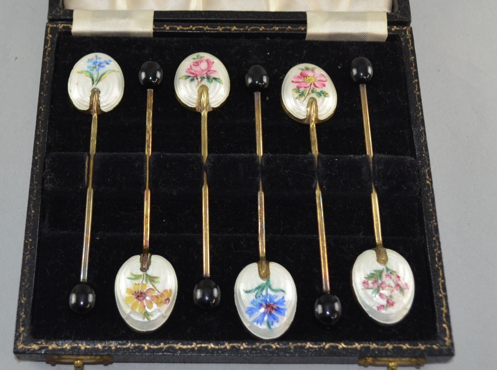 Set of silver enamelled and floral painted coffee spoons in presentation box, Birmingham, 1953