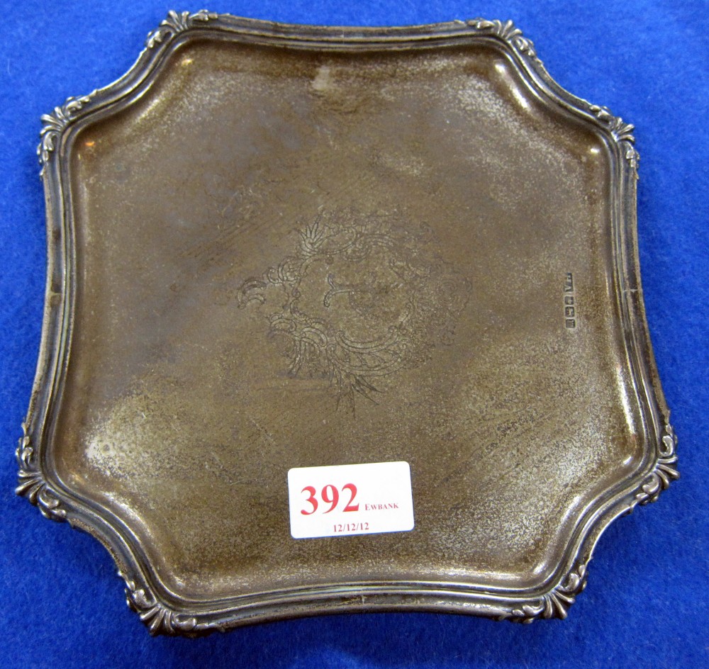 Edward VII silver salver Sheffield 1904 12oz, 8" x 8",