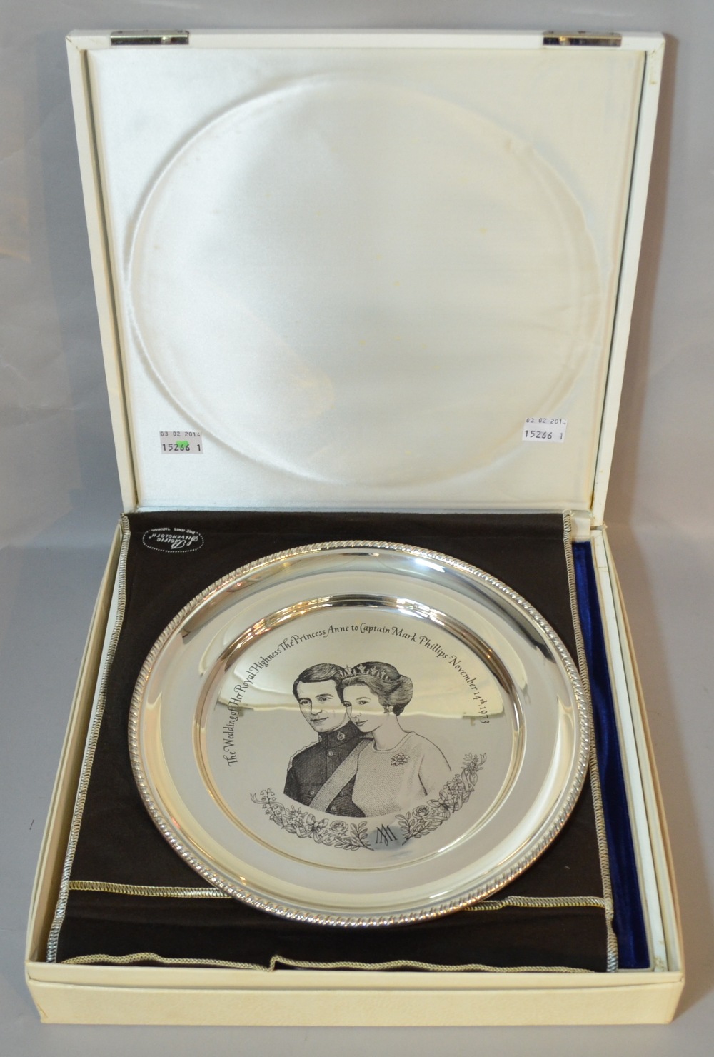 Modern silver commemorative plate for the wedding of Princess Anne & Mark Phillips in presentation