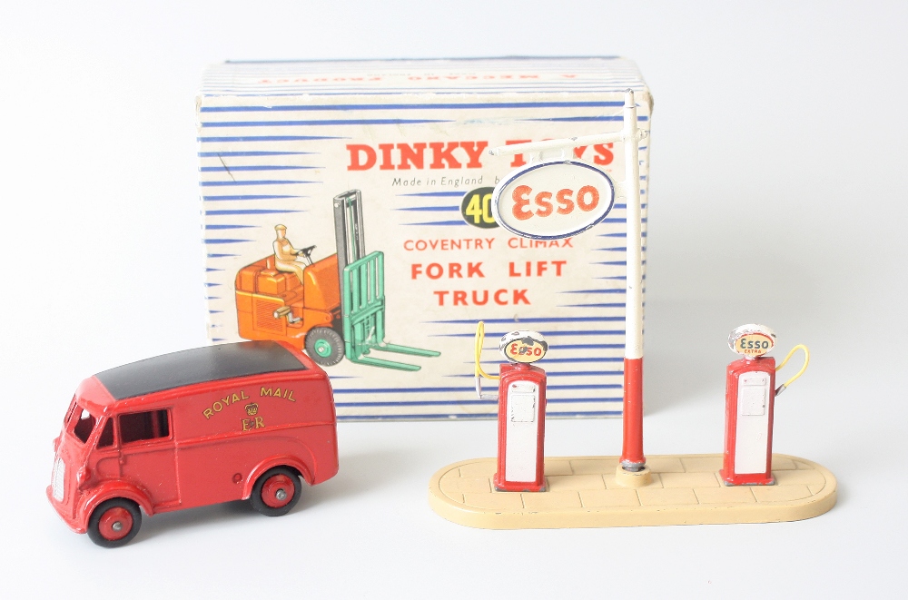A Dinky Toys die cast model No. 260 Royal Mail van in original box, together with a similar No. 401