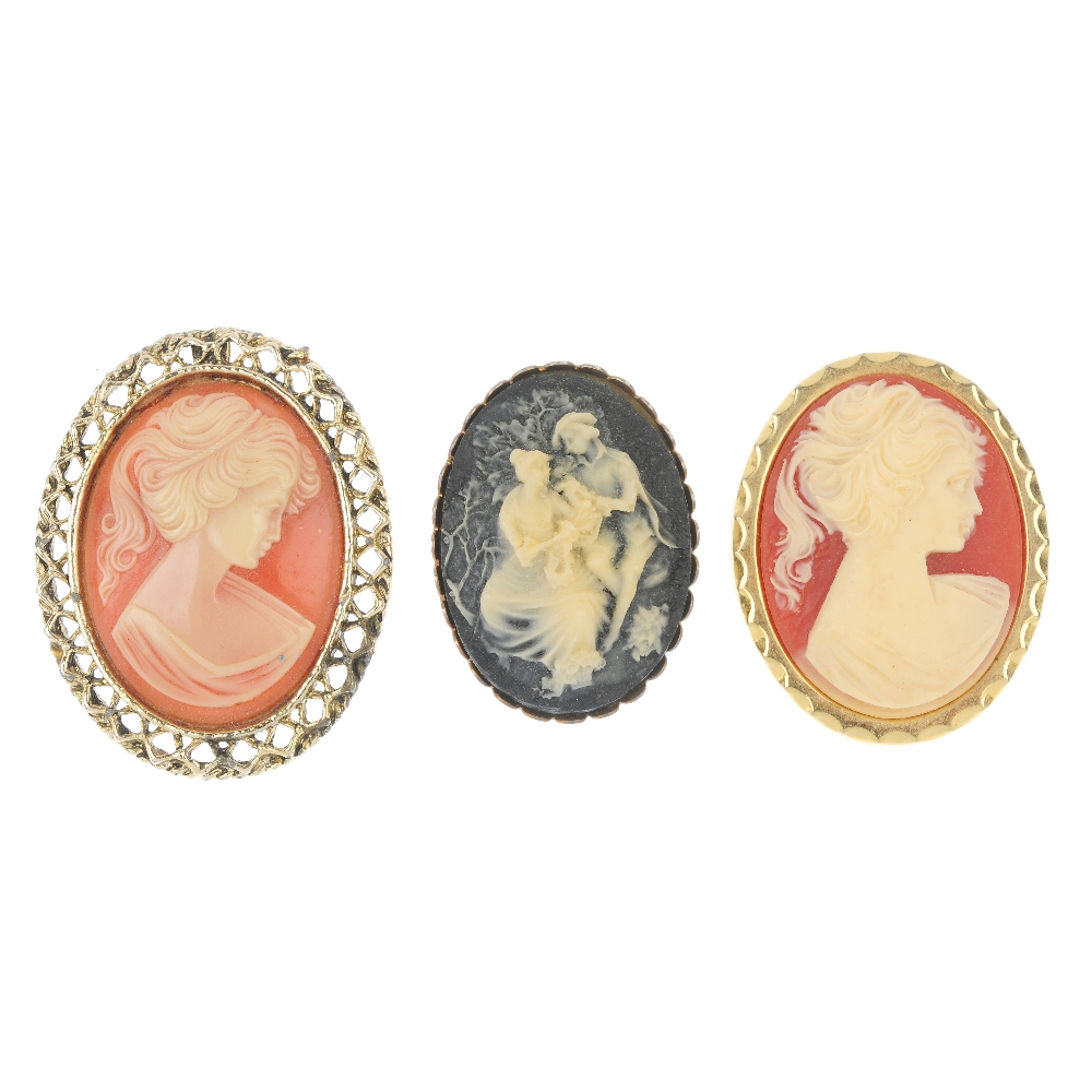 A selection of mainly cameo costume jewellery, to include mostly brooches with Wedgwood, shell,