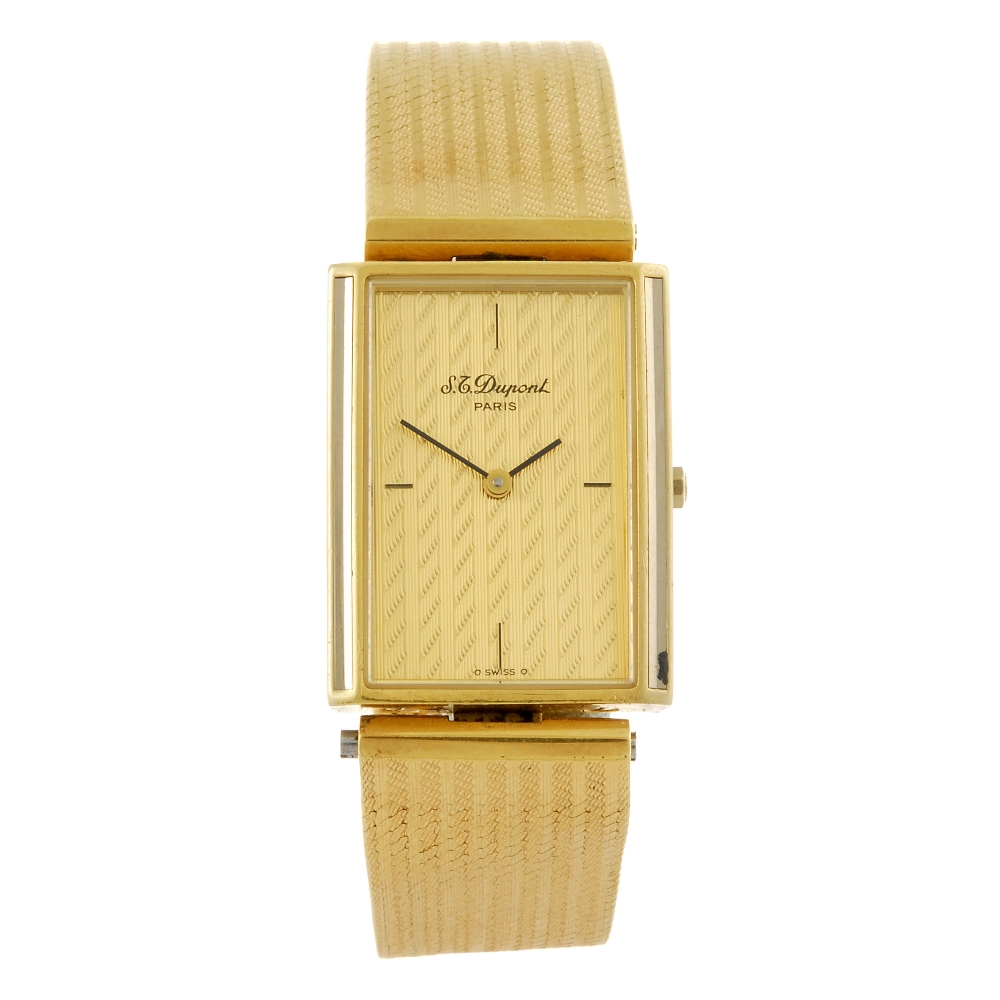 DUPONT - a gentleman`s bracelet watch. Stamped 18k with poincon. Signed quartz movement. Champagne