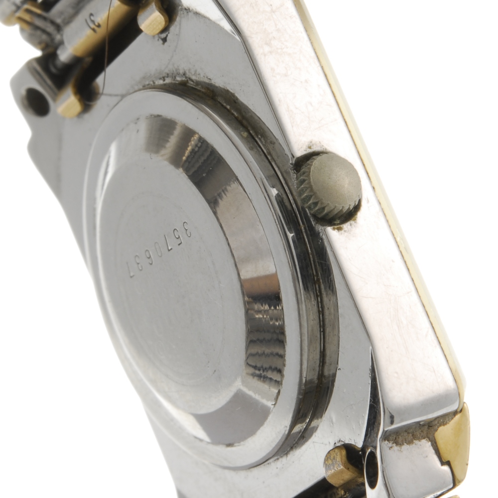 RADO - a gentleman`s bracelet watch. Numbered 3570637 565.3619.2. Signed automatic ETA calibre - Image 3 of 4