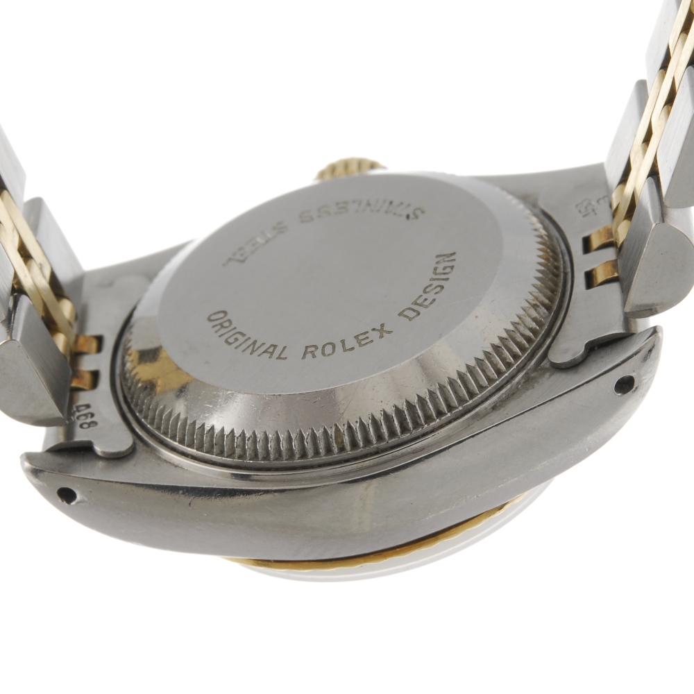ROLEX - a lady`s Oyster Perpetual Datejust bracelet watch. Circa 1985. Reference 69173, serial - Image 2 of 4