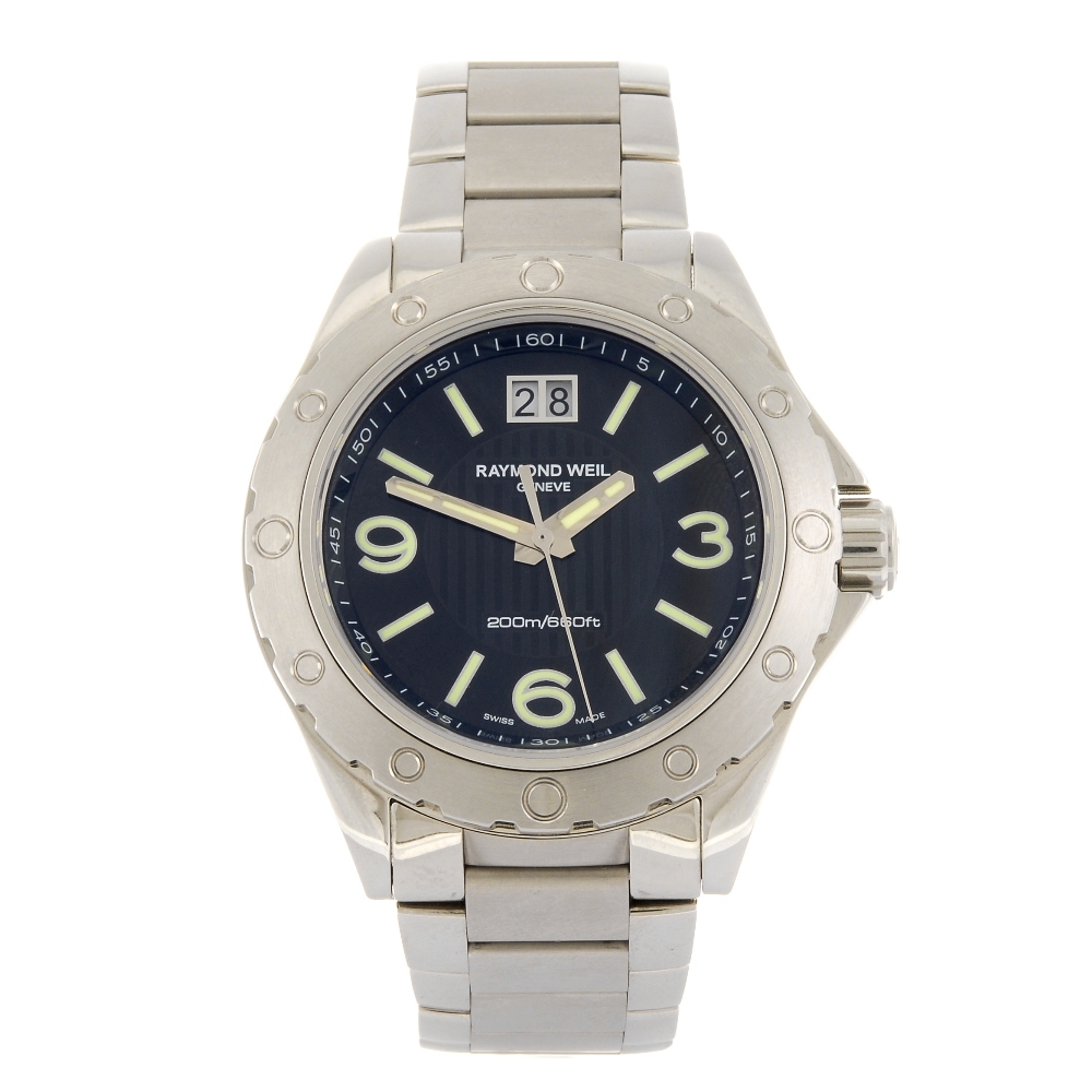 RAYMOND WEIL - a gentleman`s Sport wrist watch. Numbered 8100 V722521. Unsigned quartz movement.