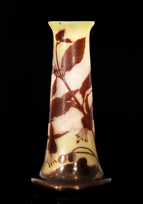 Emille Galle - A late 19th to early 20th Century French cameo glass vase with low compressed