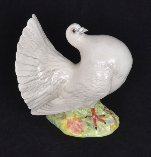 A Beswick fan tailed pigeon model 1614