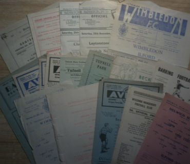 Ilford Football Programmes: 1940s away issues to include Wimbledon 45/6, Walthamstow 46/7, Wycombe