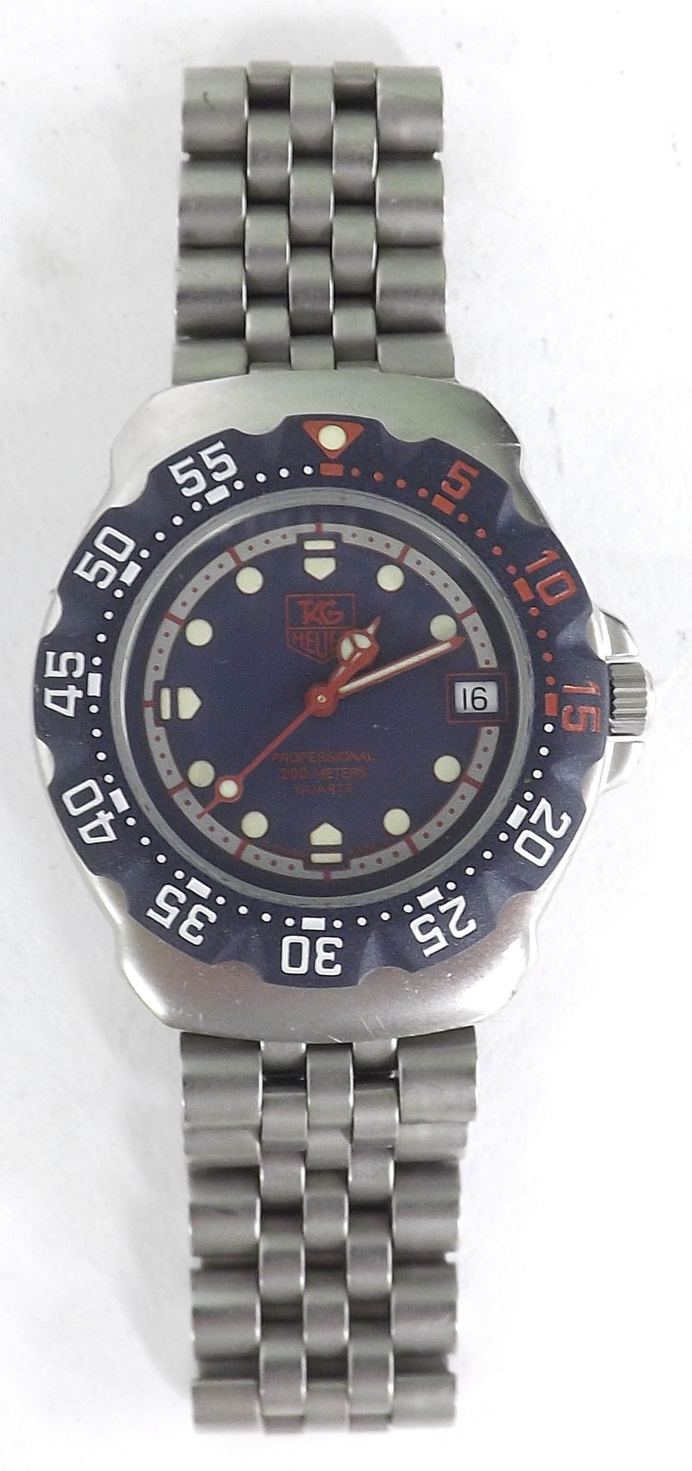 Tag Heuer Formula 1 Professional 200m stainless steel gentleman`s bracelet watch, ref. WA1210, 36mm