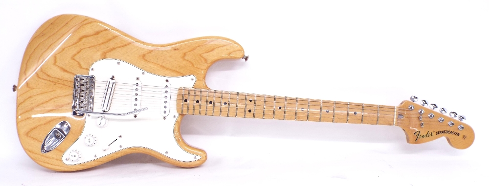 Fender Stratocaster electric guitar, made in Mexico, circa 2002, ser. no. MZ2117065, natural finish,