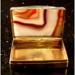 Georgian snuff box with banded agate lid
